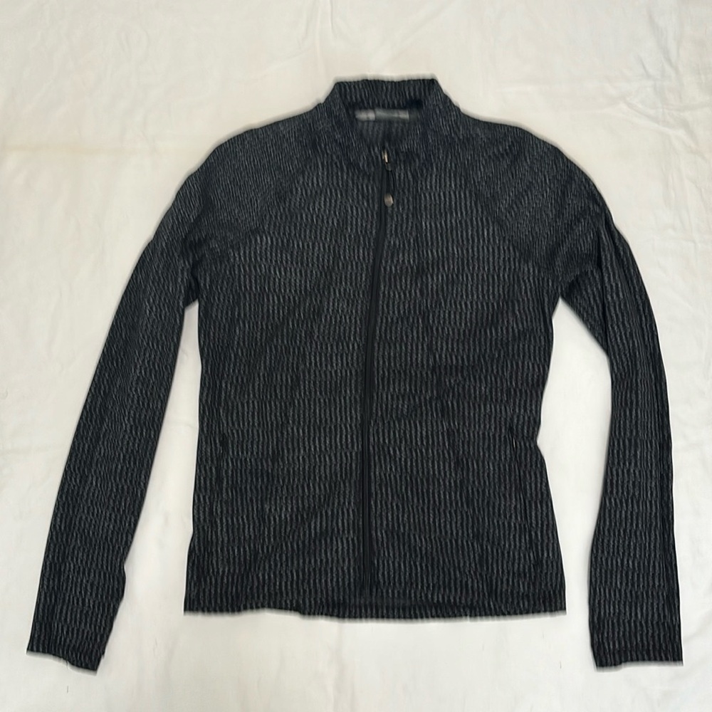 Athleta Zip-up Jacket Black with Waves. Size Large